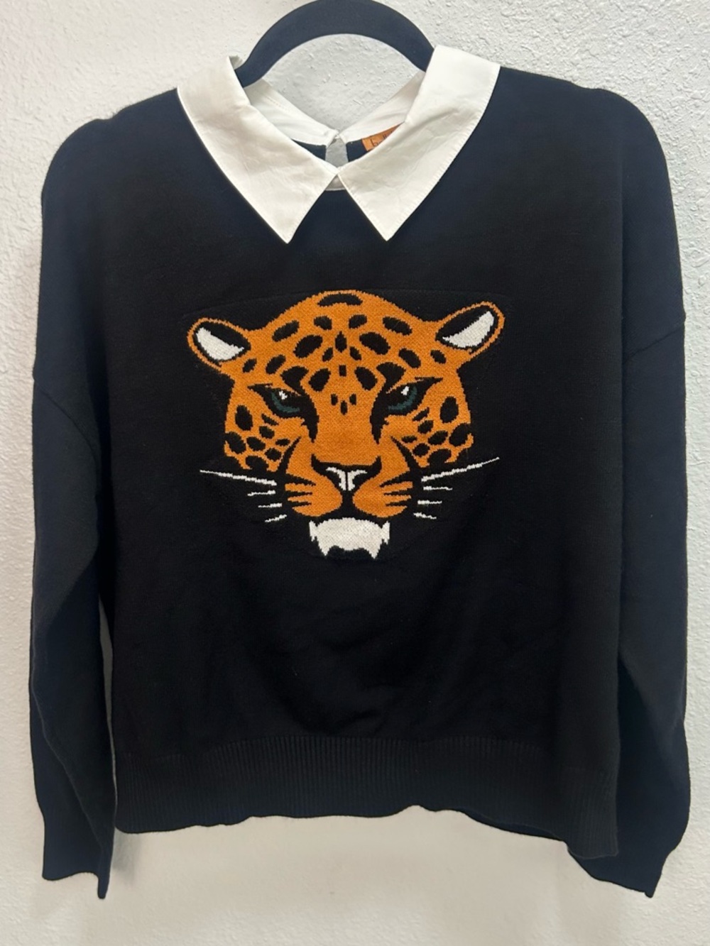 NWT Belldini Black Sweater with Orange Jaguar and White Collar